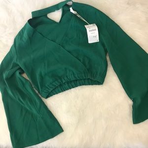 Green Zara crop top with flared sleeves